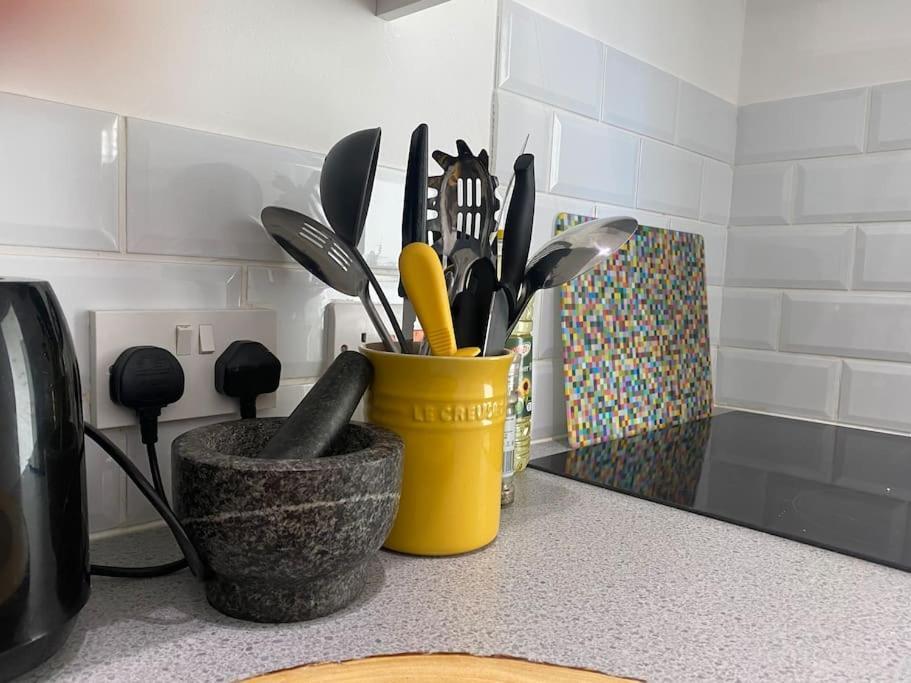 A Fabulous Apartment Set In St Leonard'S On Sea St Leonards-on-Sea Bagian luar foto